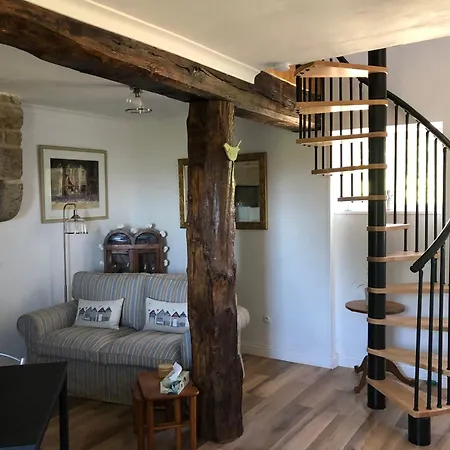 The Stable * Sourdeval